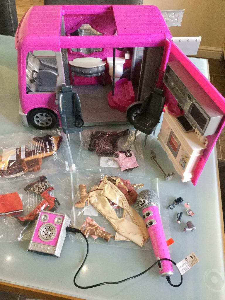 bratz on the mic tour bus
